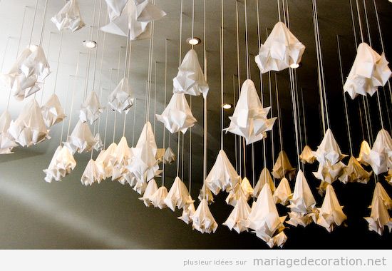 Idées pour décorer salle de mariage avec origamis